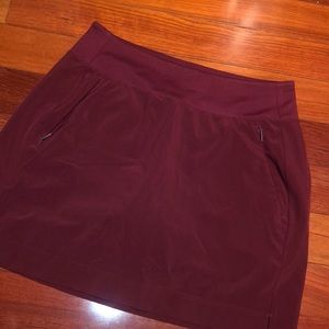 Athleta Burgundy tennis skirt